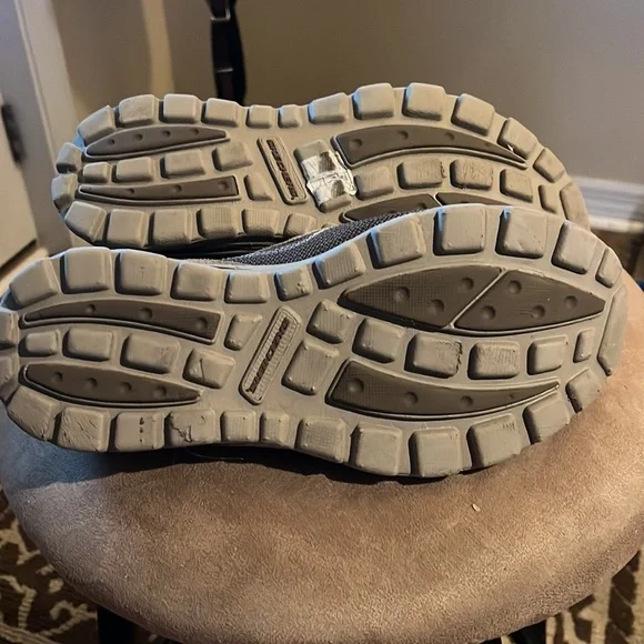 SKETCHERS Men’s Slip On Shoes - Picture 6 of 6